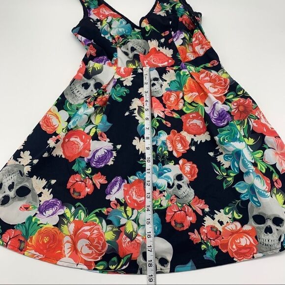 JF Skull & Floral Low V Neck Dress Sz M - Picture 12 of 12